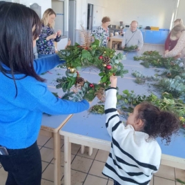 Art floral et végétal pour Noël 13-12-2025